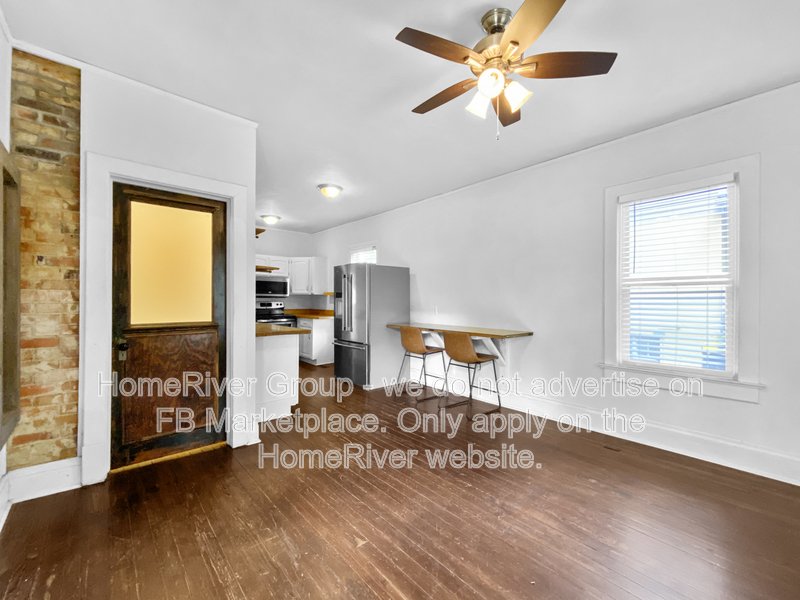 Stylish 2-Bedroom Home Near Westport Plaza  Modern Comfort Meets Class property image