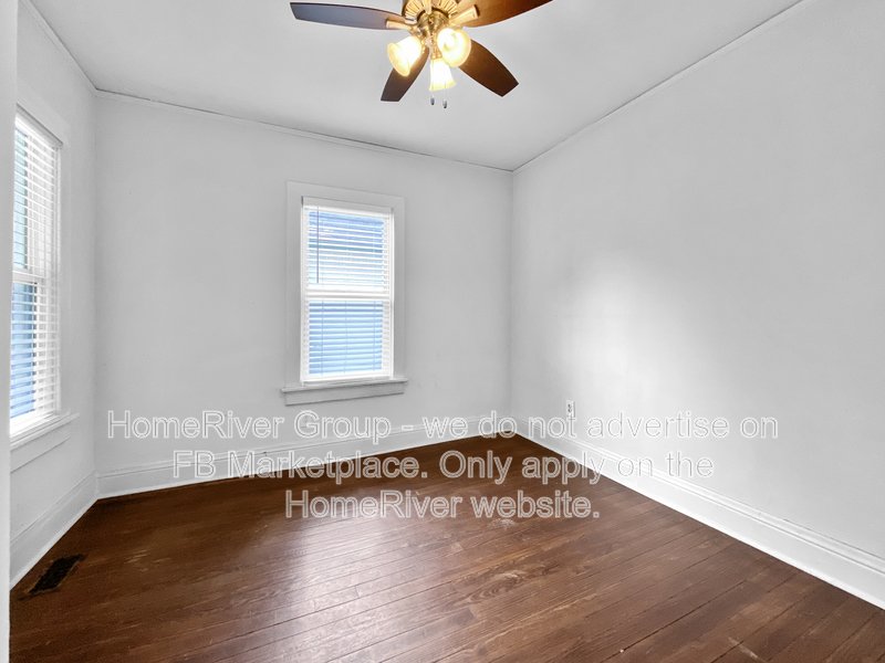 Stylish 2-Bedroom Home Near Westport Plaza  Modern Comfort Meets Class property image