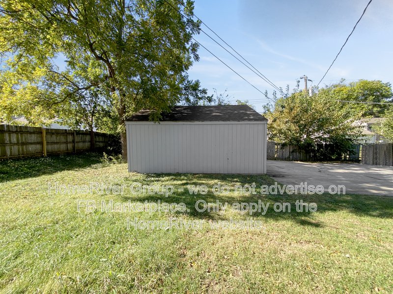 Must-See 3-Bedroom Home in Johnson County  Available 10/1! property image