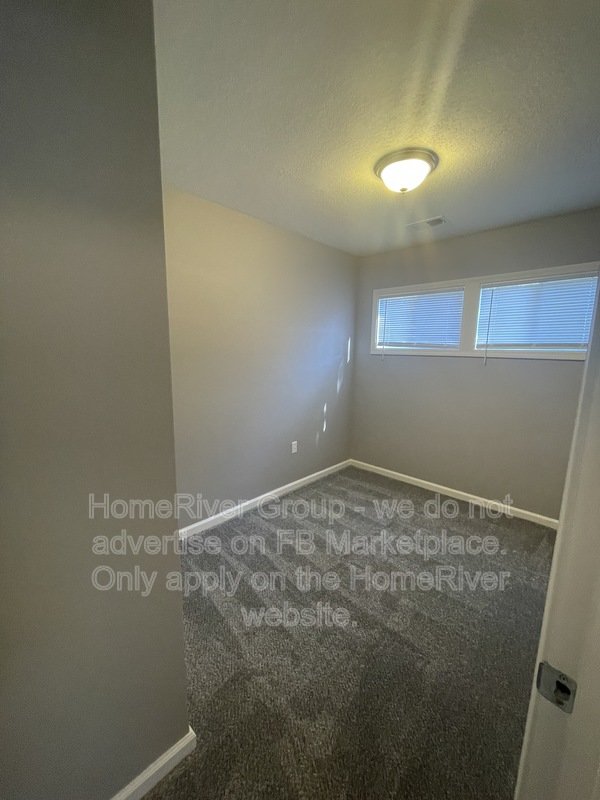 PRE-LEASE NOW! SOUTH KANSAS CITY GEM WITH CHARM, CONVENIENCE property image