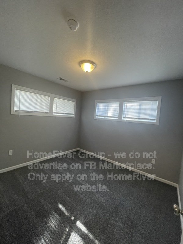 PRE-LEASE NOW! SOUTH KANSAS CITY GEM WITH CHARM, CONVENIENCE property image