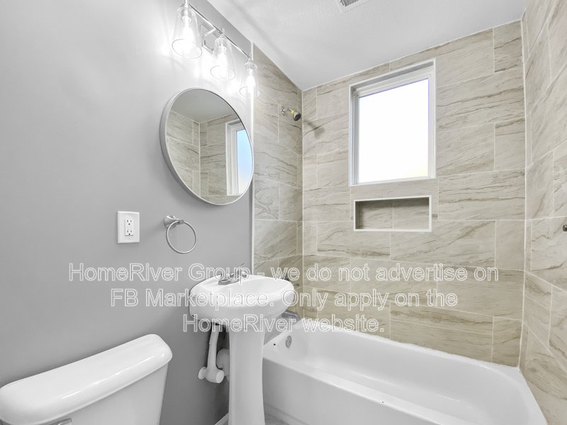 Pet friendly! 2713 Highland Drive, Kansas City KS 66106 property image