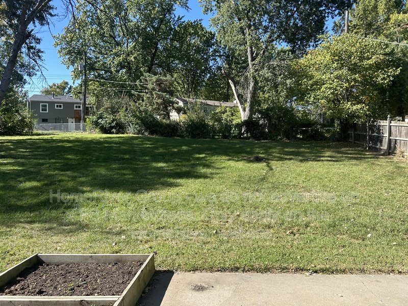 Apply today! 208 N Kendall Dr property image