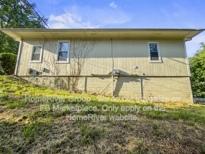1 BEDROOM DUPLEX | PETS WELCOME | WASHER/DRYER HOOKUPS property image