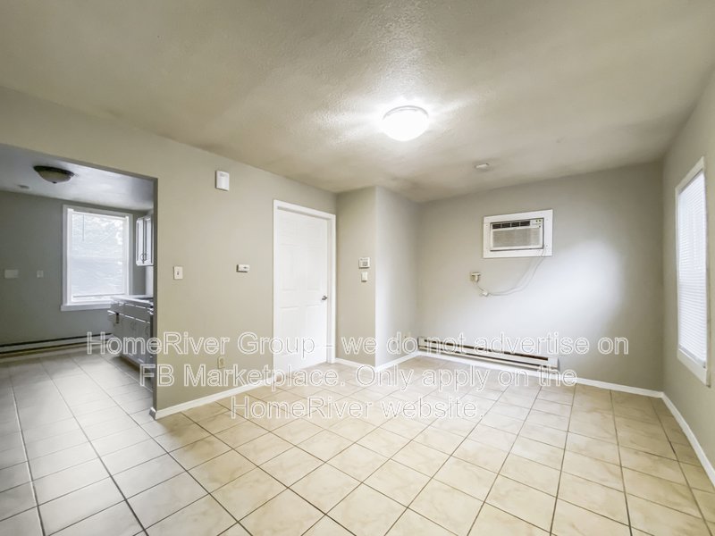 1 BEDROOM DUPLEX | PETS WELCOME | WASHER/DRYER HOOKUPS property image