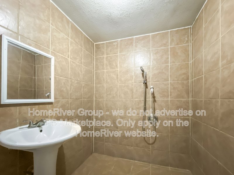 1 BEDROOM DUPLEX | PETS WELCOME | WASHER/DRYER HOOKUPS property image