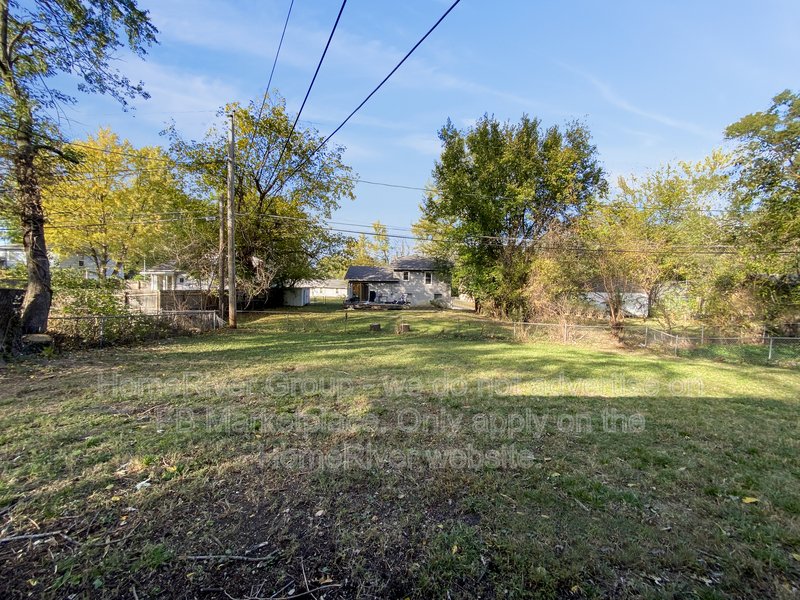 Apply now! 11018 Booth Ave, Kansas City MO 64134 property image