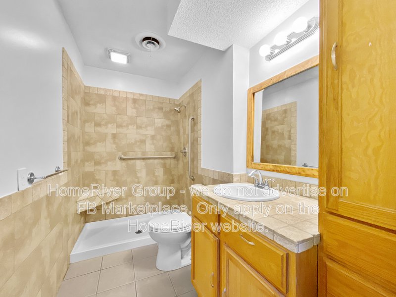 Apply Now! 8119 Manning Ave, Raytown MO 64138 property image