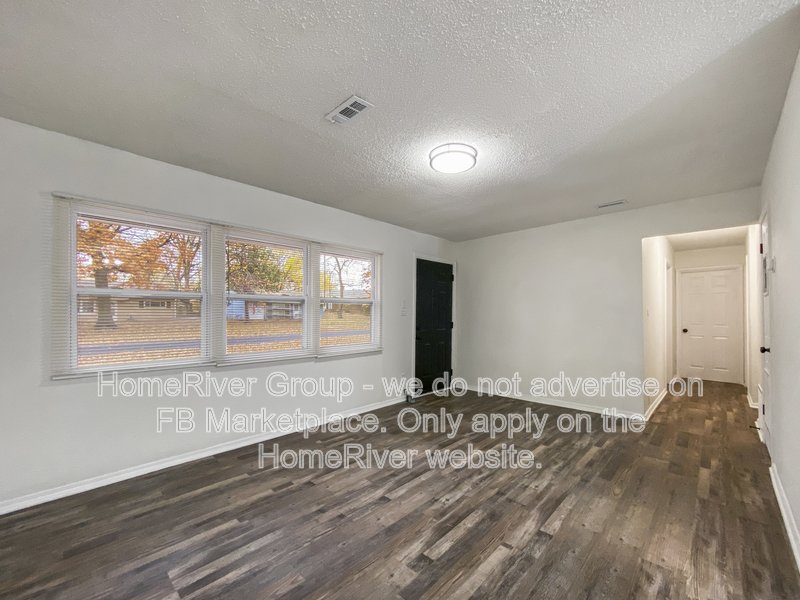 Apply now! 11414 Delmar St, Kansas City, MO 64134 property image