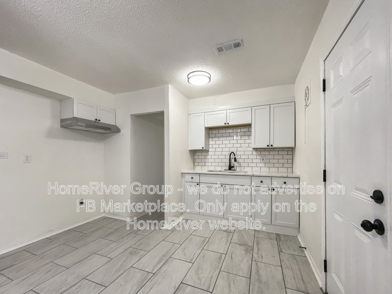 Apply now! 11414 Delmar St, Kansas City, MO 64134 property image