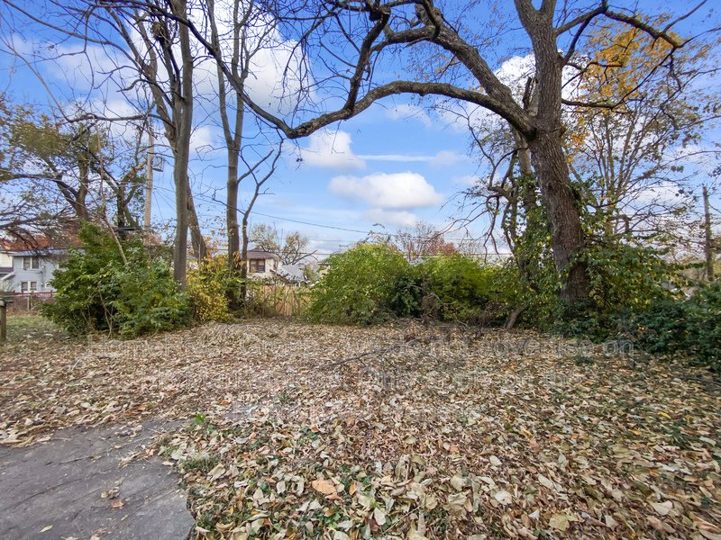 1925 Gem with Dishwasher! property image