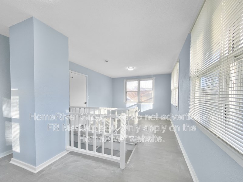 2231 E 68th St property image