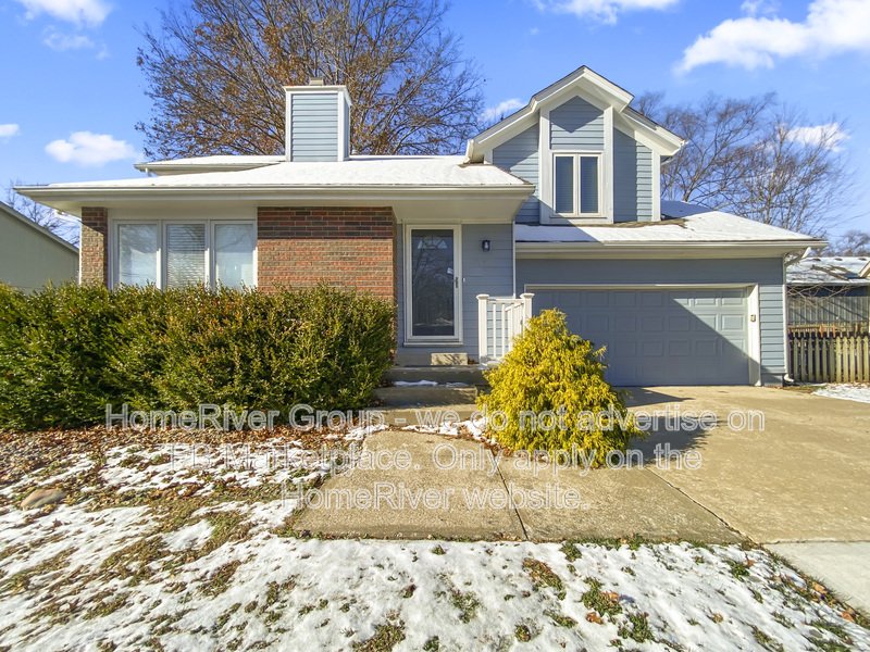 Coming soon! 520 SE Country Lane, Lees Summit property image