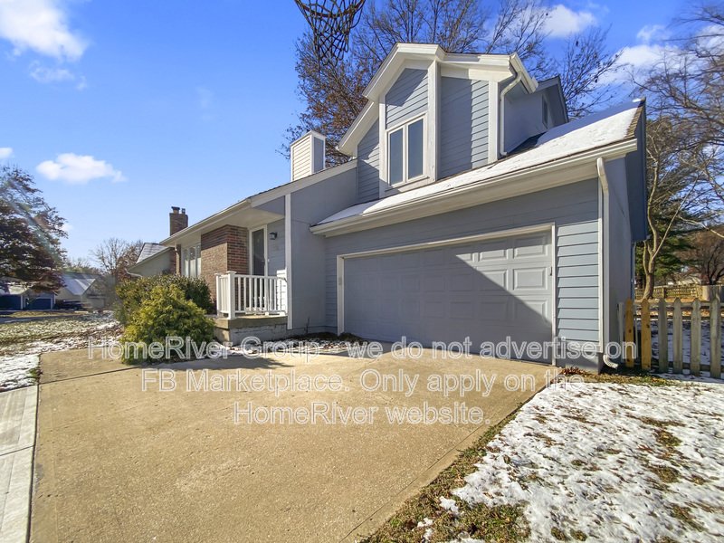 Coming soon! 520 SE Country Lane, Lees Summit property image