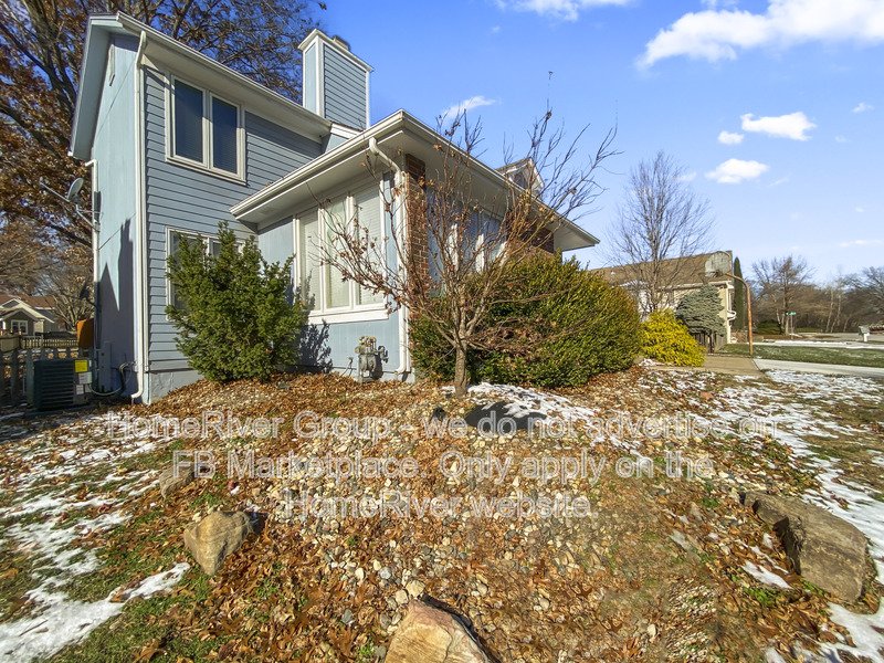 Coming soon! 520 SE Country Lane, Lees Summit property image
