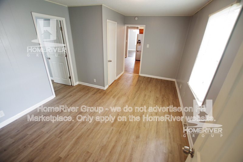 Cozy 4-Bedroom Home with Updated Flooring &amp;amp;amp;amp;amp;amp;amp; Fenced Yard! 16-18m leas property image