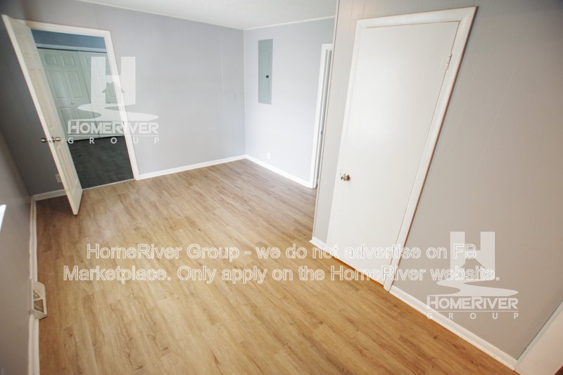 Cozy 4-Bedroom Home with Updated Flooring &amp;amp;amp;amp;amp;amp;amp; Fenced Yard! 16-18m leas property image