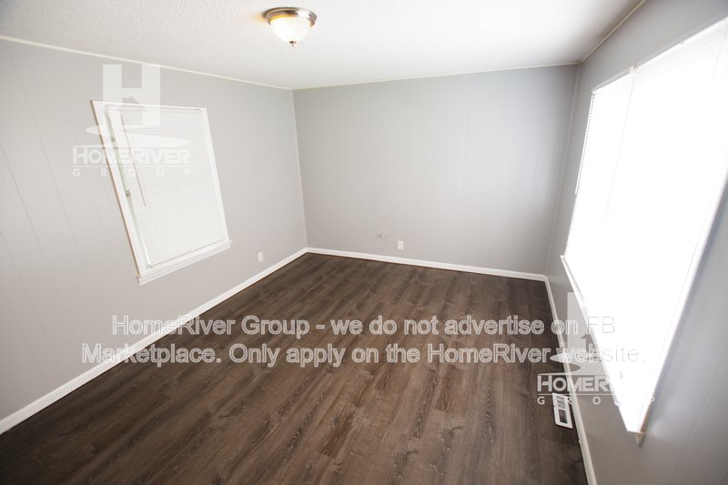 Cozy 4-Bedroom Home with Updated Flooring &amp;amp;amp;amp;amp;amp;amp; Fenced Yard! 16-18m leas property image