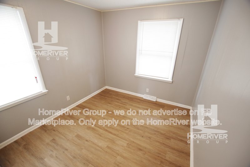 Cozy 4-Bedroom Home with Updated Flooring &amp;amp;amp;amp;amp;amp;amp; Fenced Yard! 16-18m leas property image