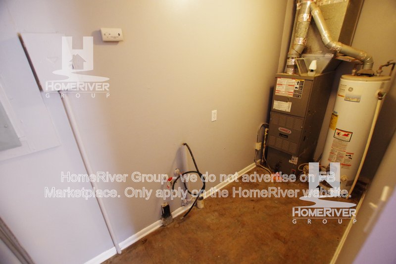 Cozy 4-Bedroom Home with Updated Flooring &amp;amp;amp;amp;amp;amp;amp; Fenced Yard! 16-18m leas property image