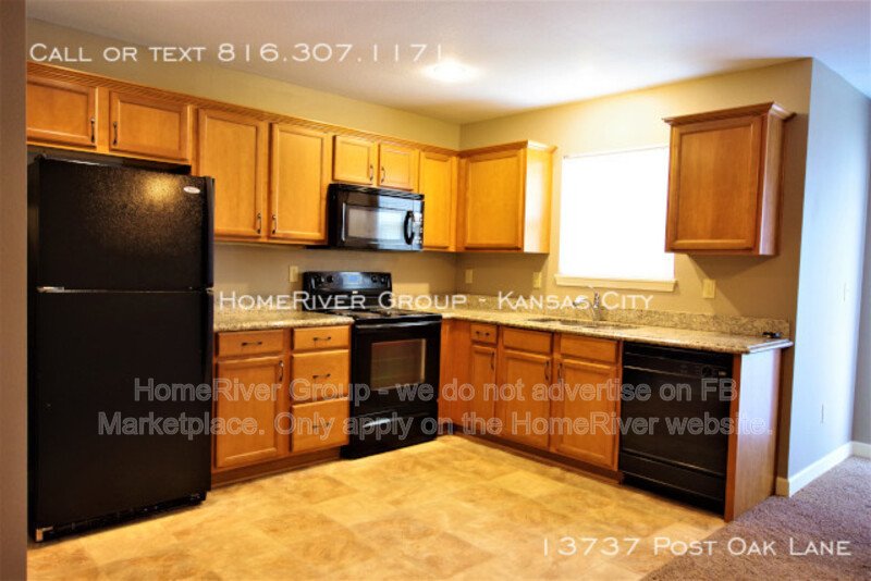 Bright &amp;amp;amp; Spacious 2 Bedroom / 2 Bath Duplex with In-Unit Washer&amp;amp;amp;Drye property image