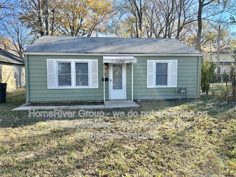 Comfortable Home with Functional Layout in a Convenient Location Avail property image