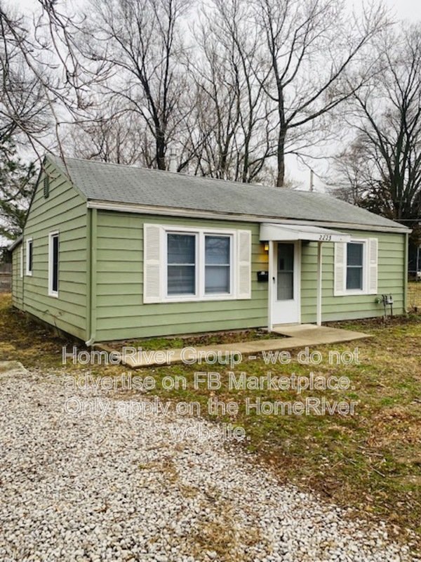 Comfortable Home with Functional Layout in a Convenient Location Avail property image