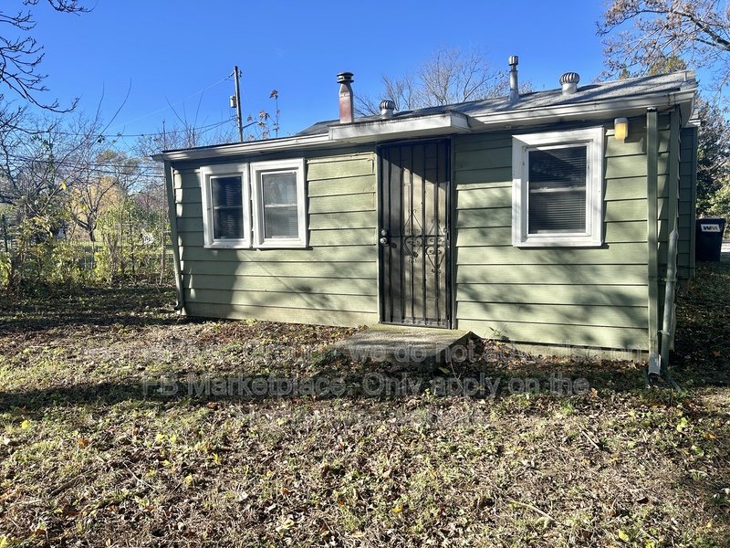 Comfortable Home with Functional Layout in a Convenient Location Avail property image