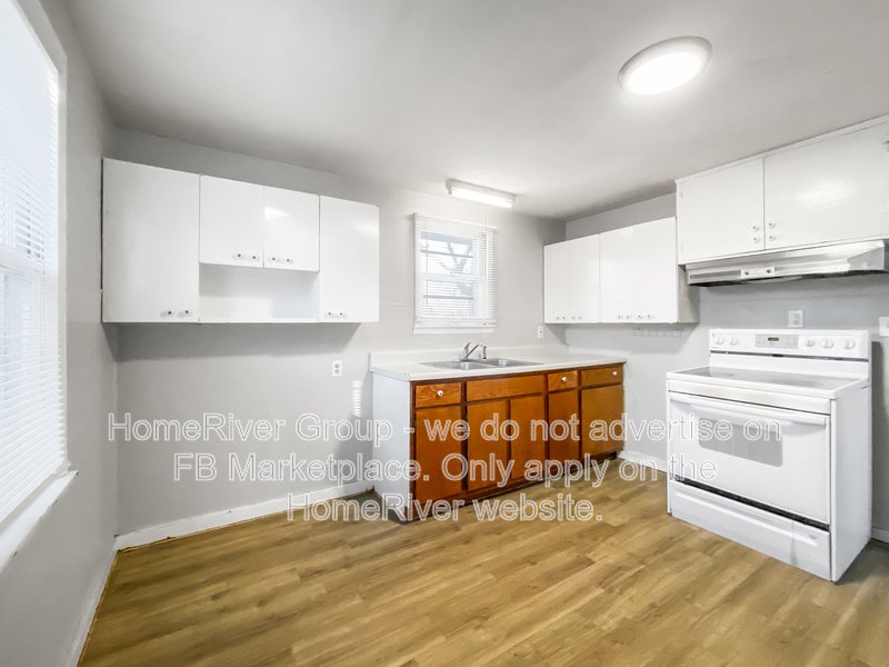 Welcome to this comfortable 2-bedroom, 1.5-bath home property image