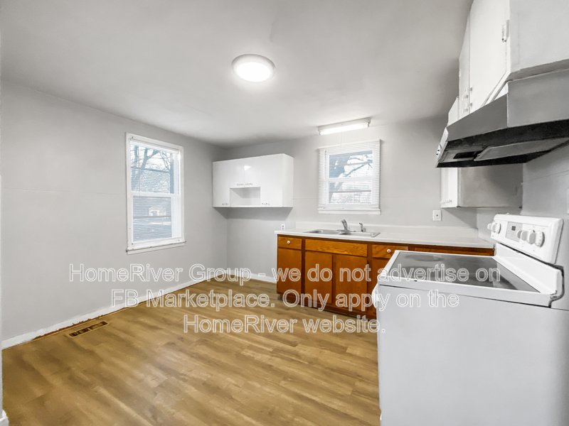 Welcome to this comfortable 2-bedroom, 1.5-bath home property image