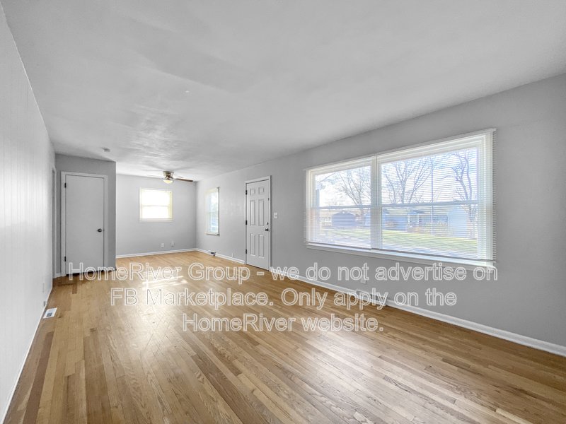 Comfort, Space and Location  North Kansas City Living at Its Best! property image