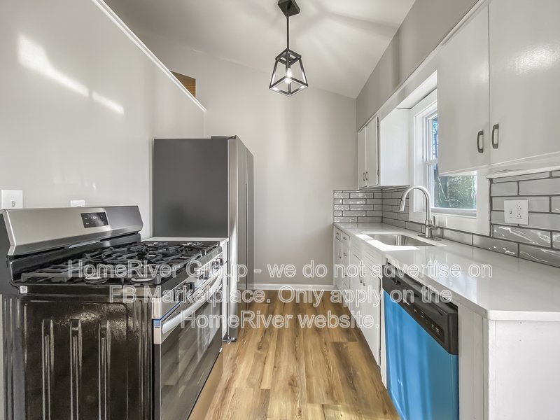 505 NE SHORT ST property image