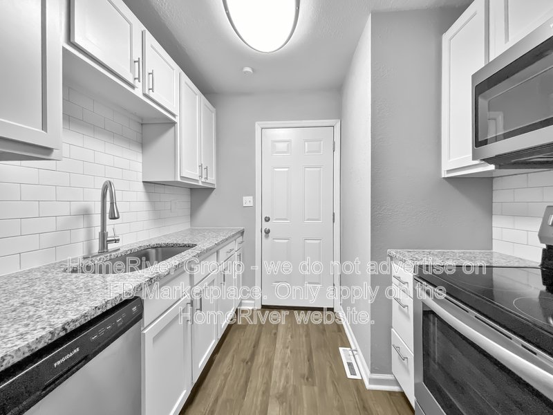 See it before its gone! 9416 E 14TH ST S property image