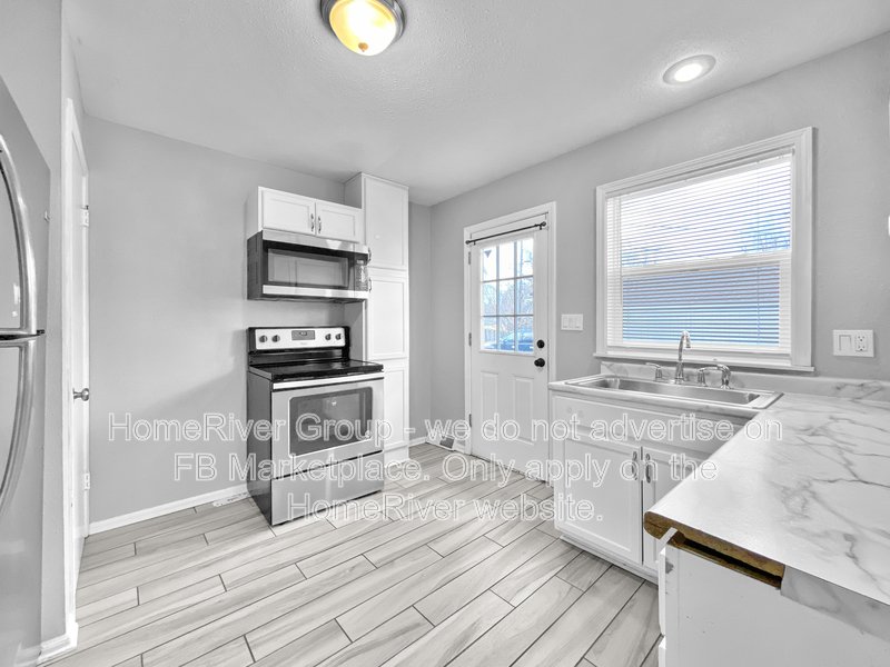 Charming 3-Bedroom Living in the Heart of Johnson County property image