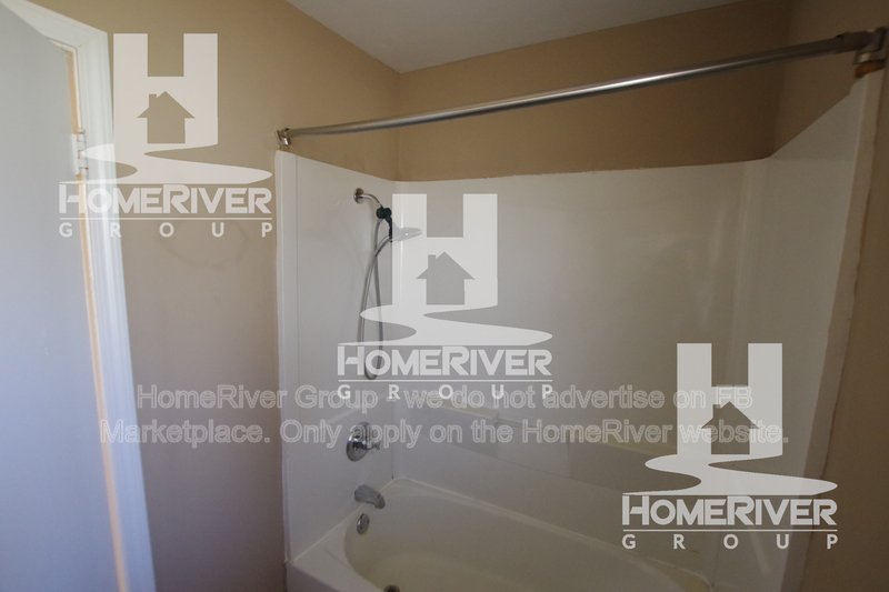 Comfortable 3-Bedroom Home in a Quiet North Kansas City Neighborhood property image