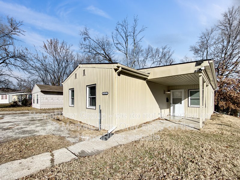 Available Now! 4802 Locust Ave, Kansas City KS 66106 property image