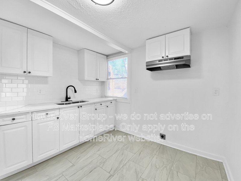 Available Now! 4802 Locust Ave, Kansas City KS 66106 property image