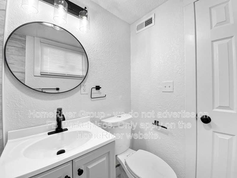 Available Now! 4802 Locust Ave, Kansas City KS 66106 property image