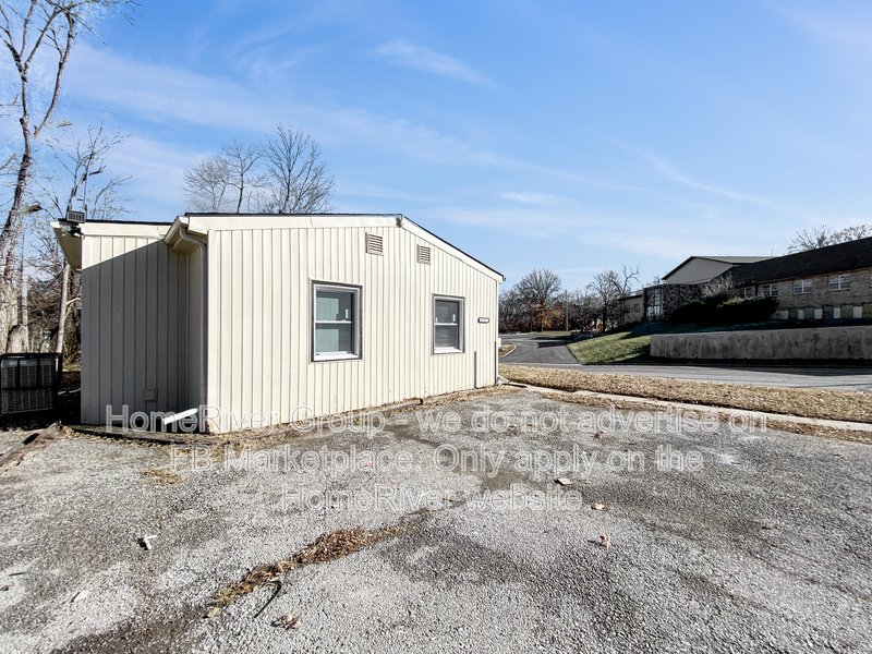 Available Now! 4802 Locust Ave, Kansas City KS 66106 property image