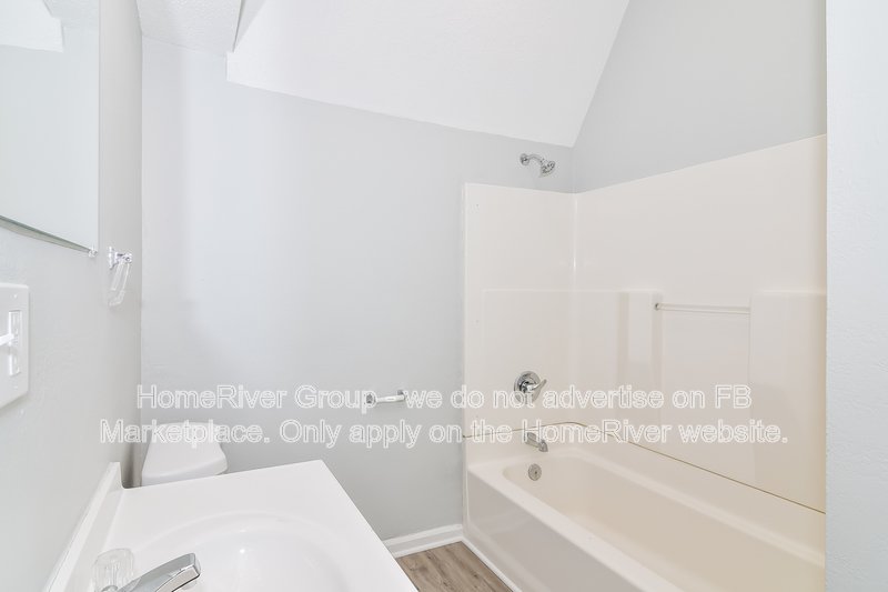 Available Now! / Amazing 4 bedroom, 2 bathroom  home!! property image