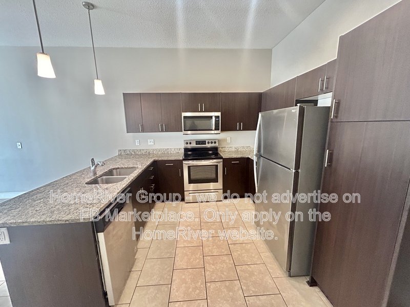 Stylish, Spacious Duplex in a Prime Location  A Place Youll Love Comin property image