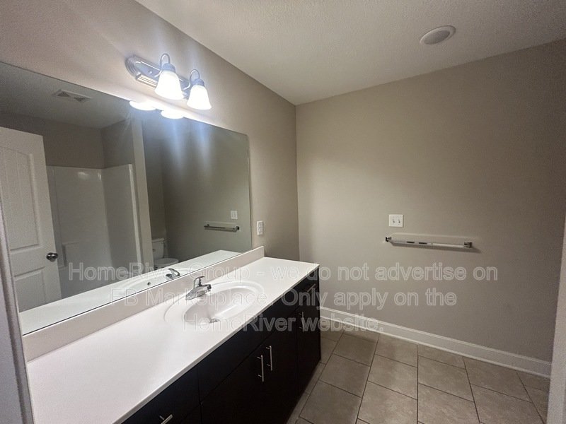 Stylish, Spacious Duplex in a Prime Location  A Place Youll Love Comin property image