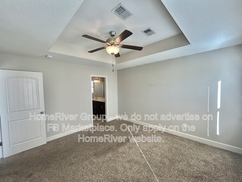 Stylish, Spacious Duplex in a Prime Location  A Place Youll Love Comin property image