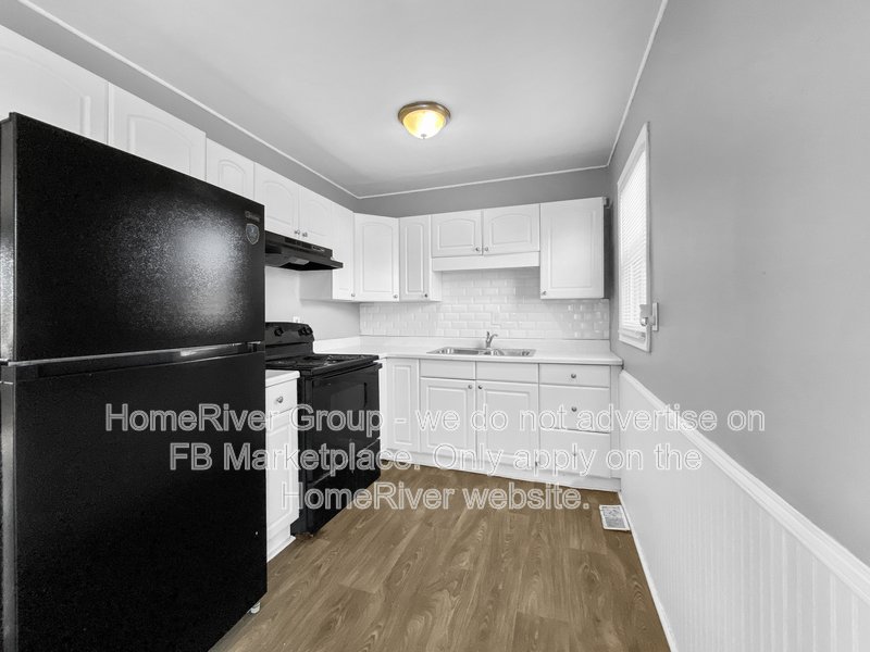 Welcome Home to Comfortable Living in Independence  Available 2/1 property image