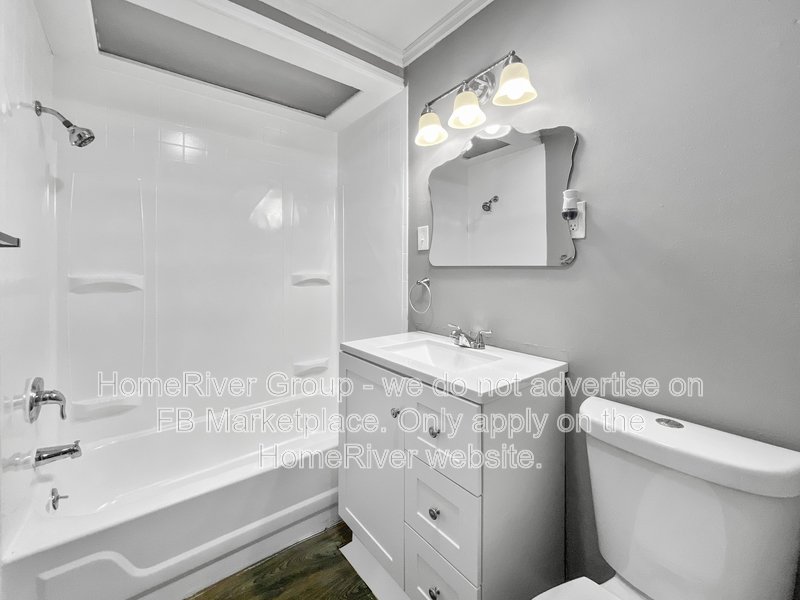 Welcome Home to Comfortable Living in Independence  Available 2/1 property image