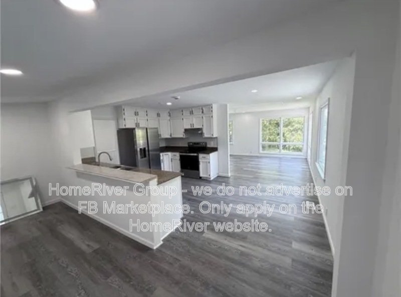 APPLY NOW  Timeless Ranch Living in the North Kansas City School Distr property image