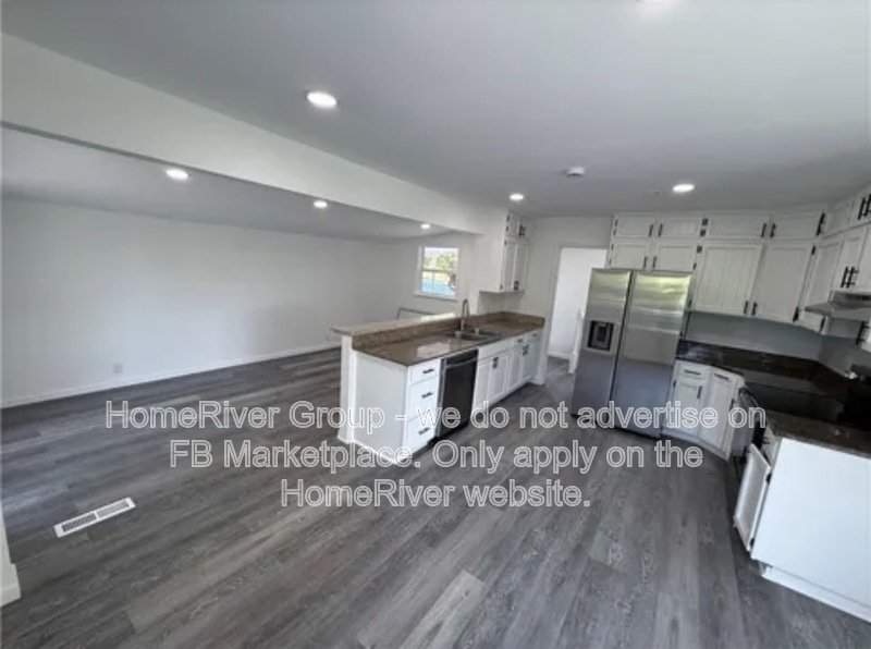 APPLY NOW  Timeless Ranch Living in the North Kansas City School Distr property image