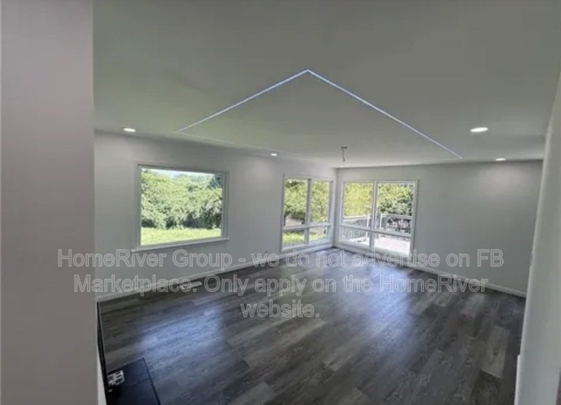 APPLY NOW  Timeless Ranch Living in the North Kansas City School Distr property image