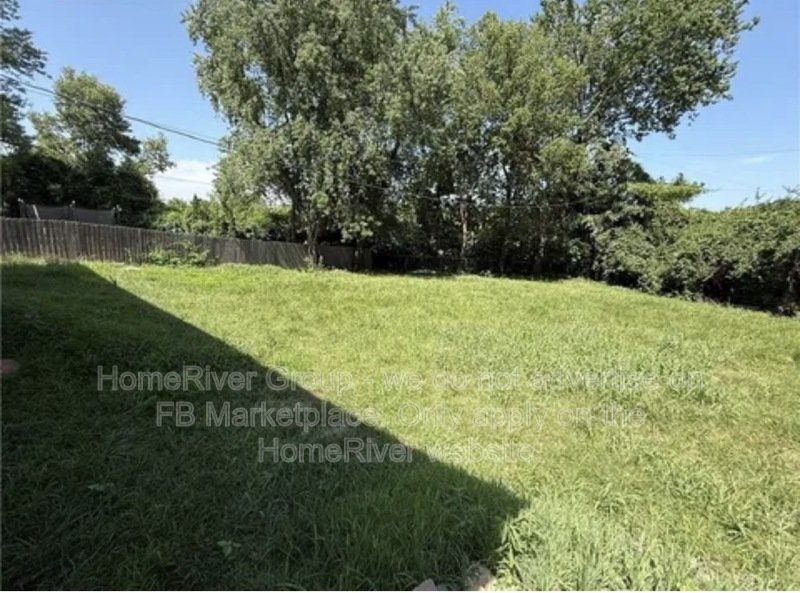 APPLY NOW  Timeless Ranch Living in the North Kansas City School Distr property image