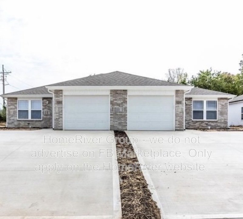 Apply today! 1514 PARK AVE APT A, WARRENSBURG MO 64093 property image